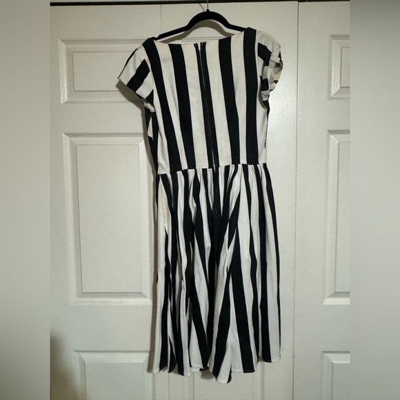 Pinup Girl Clothing - Diana Dress in Mark Stripe - Picture 3 of 3